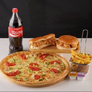 Комбо Акция Coca-Cola 1 л в подарок 