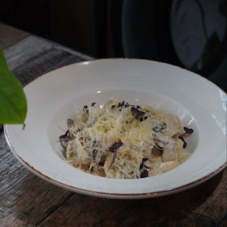 Пельмени из телятины с грибным соусом (250г)