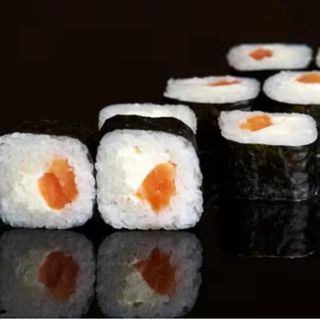 Чиз маки сяке 8 шт