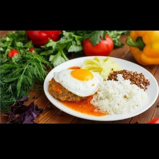 Бифштекс с гарниром,