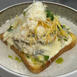 Теплый тост с цыпленком (350г)