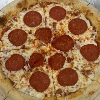 Пицца пепперони (500г)