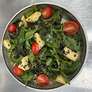 Салат с Киноа, Руколой и Авокадо (350 гр)