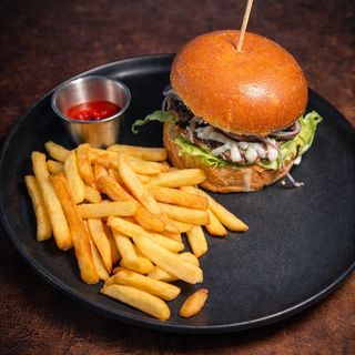 Бургер с фри