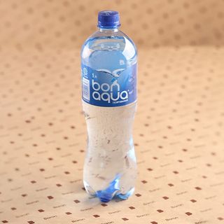 Бонаква Газированная 1л