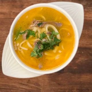 Суп лапша с говядиной (350г)