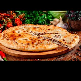 Осетинский пирог с мясом, овощами и сыром (350г)