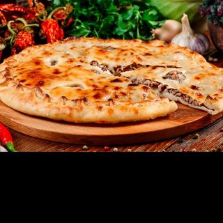 Осетинский пирог с мясом и сыром (300г)