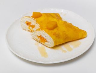 Блинчики с творогом и персиком (330 гр)