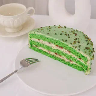 Торт Фисташковый с малиной стандарт (950г)