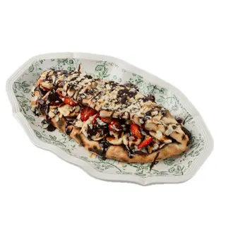 С нутеллой, с сыром маскарпоне и фруктами