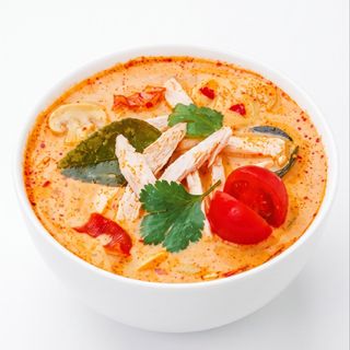 Том ям с курицей