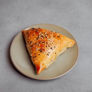 Слоенная самса (1 шт.)