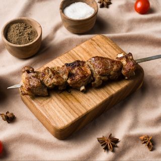 Шашлык из маленьких бараньих ребрышек