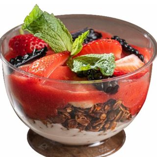 Гранола с ягодами