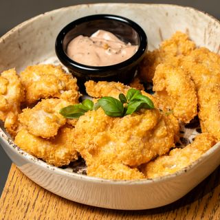 Куринные наггетсы в сырной панировке