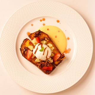 Френчтост с ванильным соусом