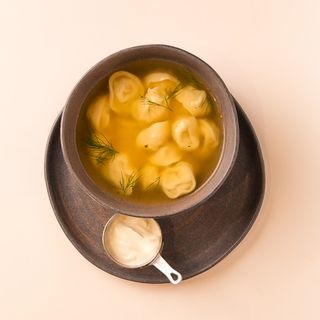 Суп с пельменями