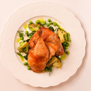 Цыпленок с сливочнос соусе