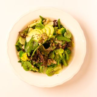 Салат зеленый