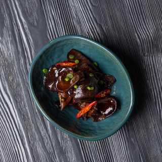 Острый древесный гриб