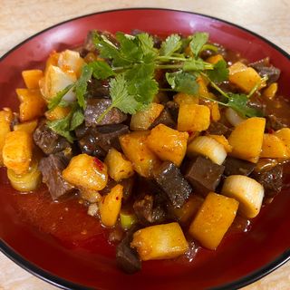 41Говядина с картошкой 鱼香肉丝