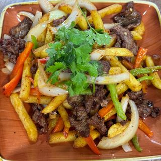 57Фри с мясом 薯条炒牛肉