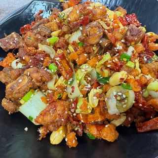 87 Курица с арахисом по-китайски 香辣脆辣子鸡