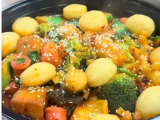 118 Острый ассорти в казане Ганго(большой) 麻辣香锅 麻辣干锅