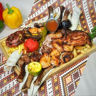 Шашлычный сет “Ассорти”