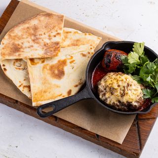 Рубленая баранина с сыром 