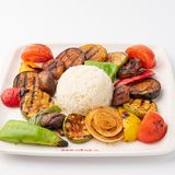 Салат гриль-овощной с рисом