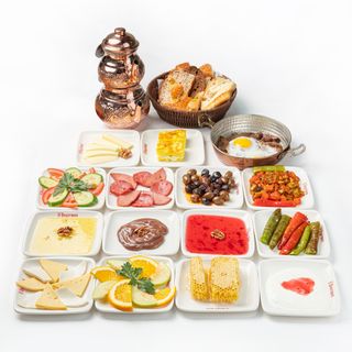 Турецкий комбо завтрак на двоих или трех персон