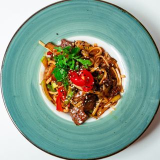 Удон с телятиной в "Кисло-сладком" соусе