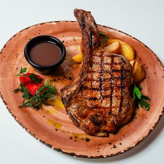 Стейк "Ковбой" с картофельными дольками 0,350