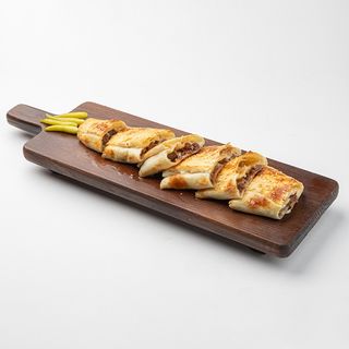 Рулет пиде с тушеным мясом