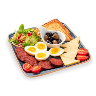 Турецкий завтрак с суджуком