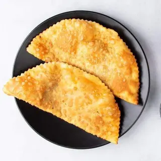 Чебуреки с нутеллой и бананом (2 шт.)