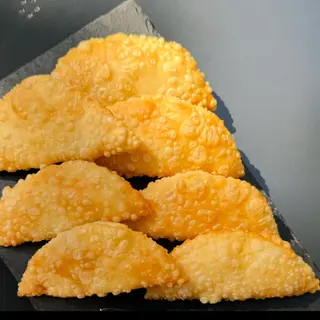 Мини чебуреки с яблоком и корицей (7 шт.)