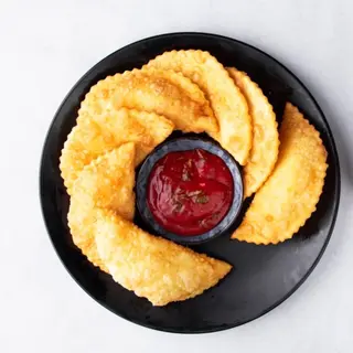 Мини чебуреки с говядиной и джуссаем (7 шт.)