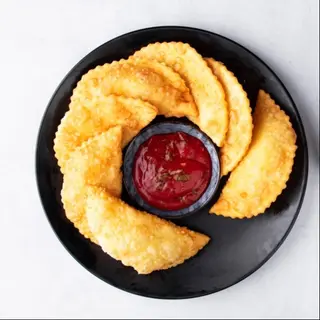 Мини-Чебуреки с рваной говядиной (7шт)
