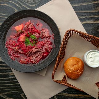 Борщ (щи без мяса на бульоне)