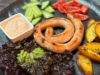 Колбаска из конины в улитке