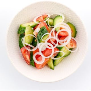 Салат "Свежий" со сметаной