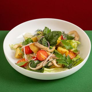 Салат по деревенский с грибами