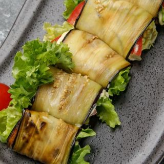 рулеты из баклажанов