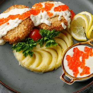 котлеты из семги под сливочным соусом