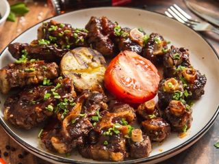 Говяжий хвосты в соусе BBQ