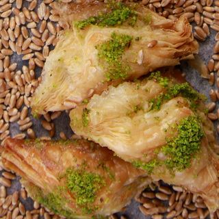 Пахлава Шобиет