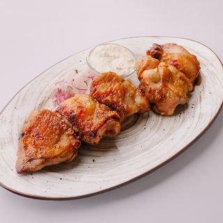 Сочное куриное бедро